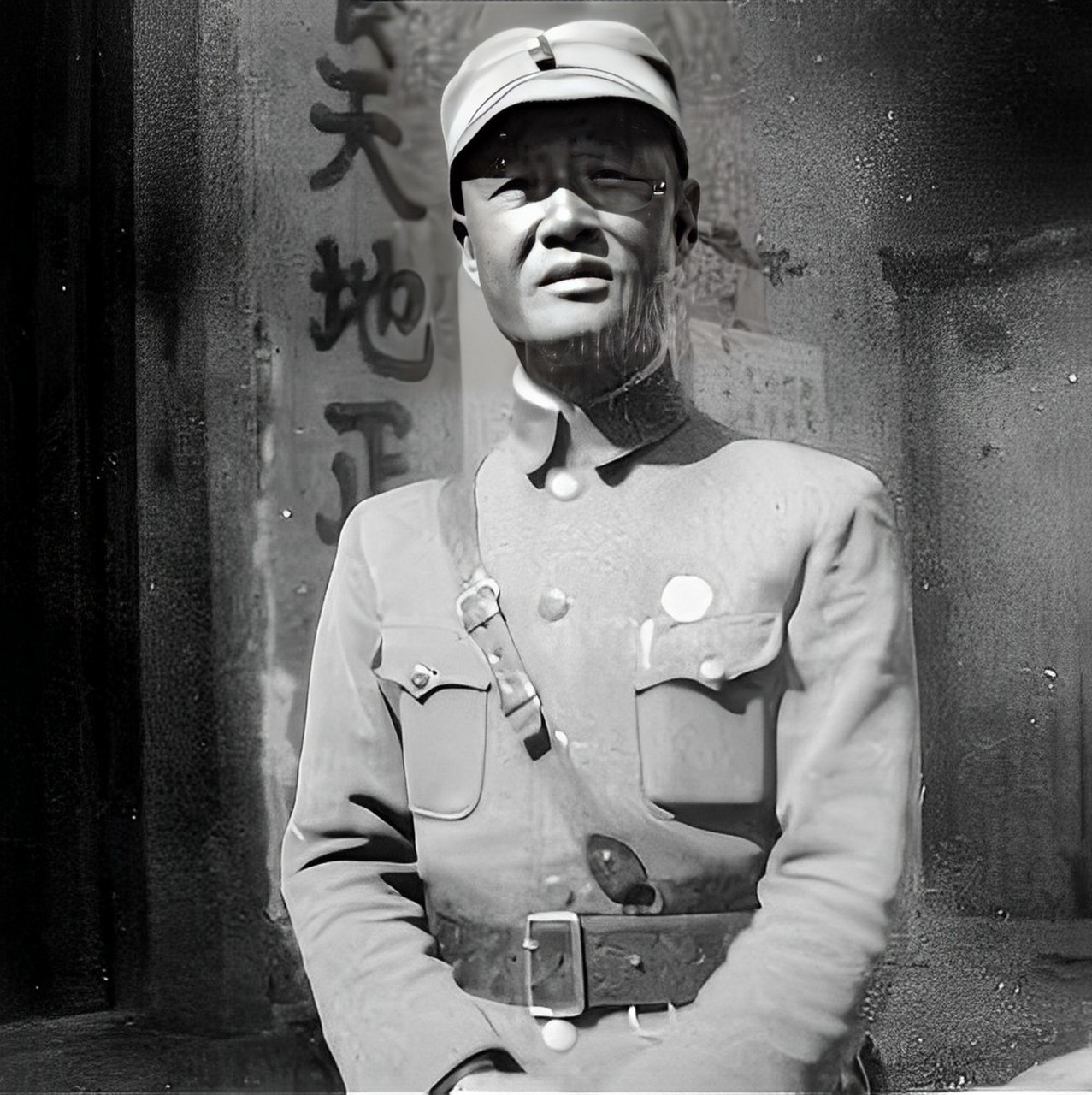 1932年2月,俞济时率领第88师在上海神庙与日军进行了一场血战.