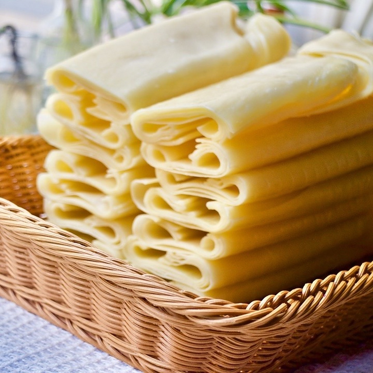 云南大理乳扇卷,玫瑰乳扇,烧烤乳扇.