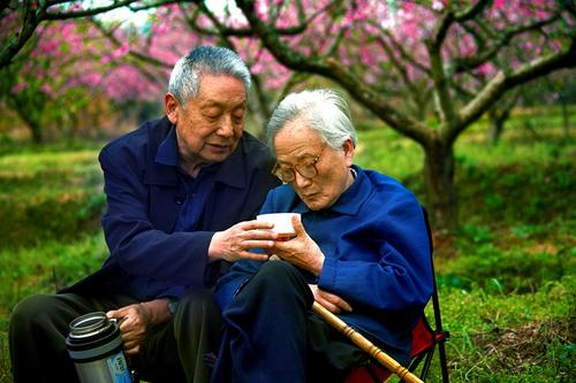 這是否說明夫妻之間要多吵架,這是為了自己的身體健康嘛.