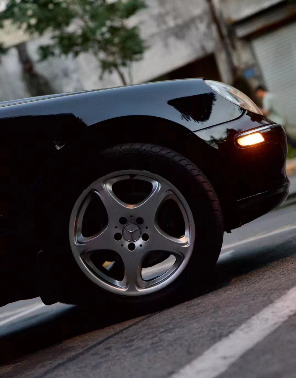 二手车创作人# 国内不常见的美版,奔驰s430的质感,4.3升 v8发动机.