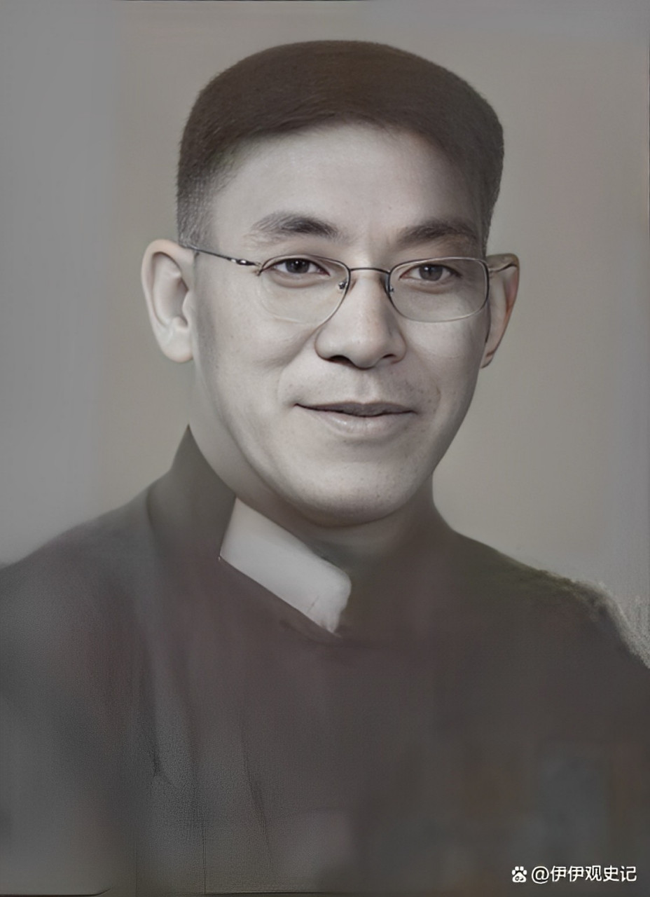 原来的云南保山军分区司令员刘斌,对家庭充满了忠诚.