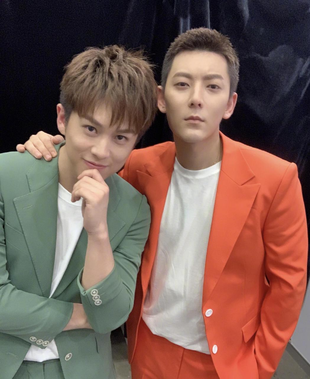 陈翔身材发福官宣恋情,再次回应与毛晓彤恋情,回应称谎话连篇