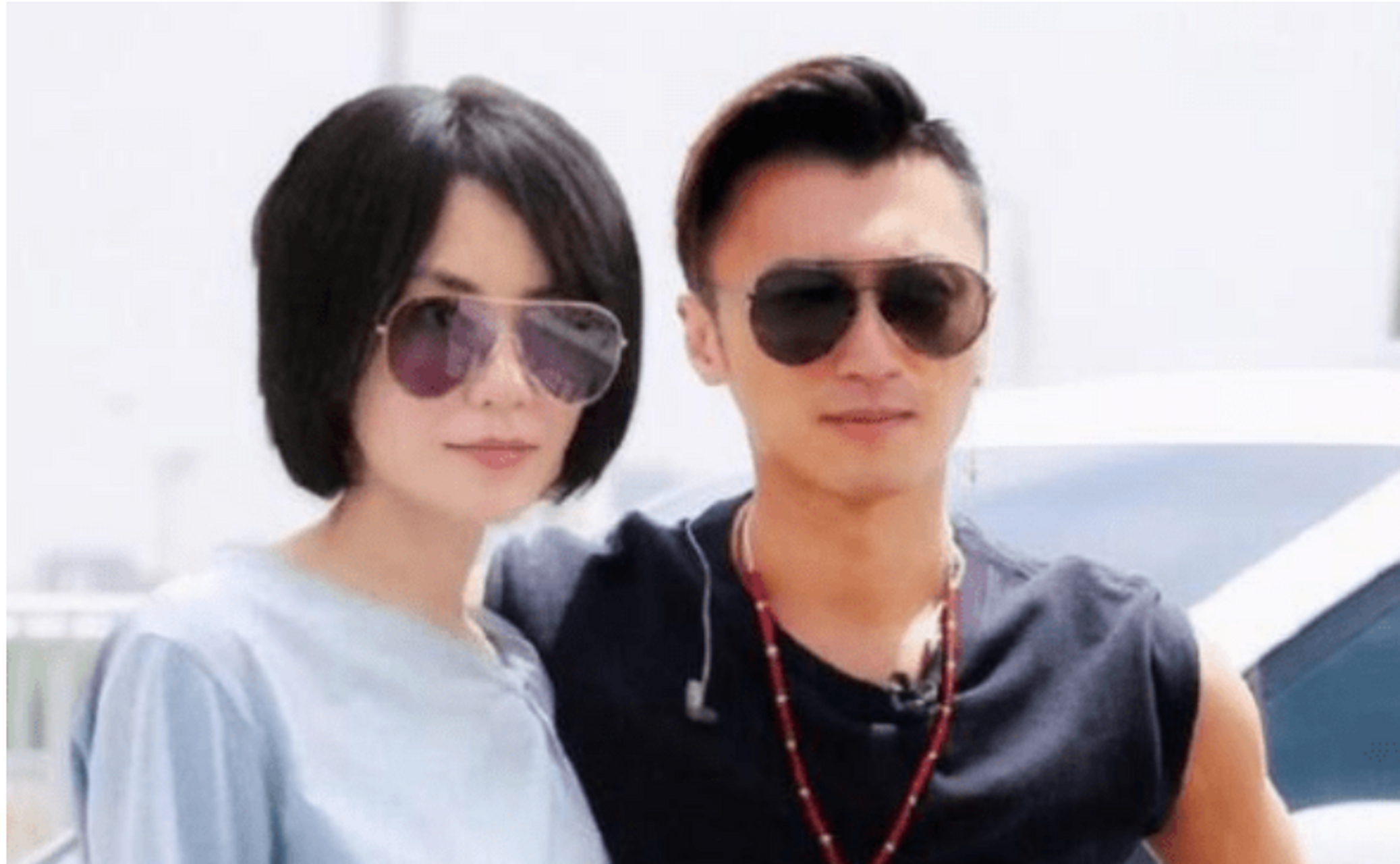 王菲与李威龙婚期将至,谢霆锋自曝回家行程,隔空发文回应祝福,网传