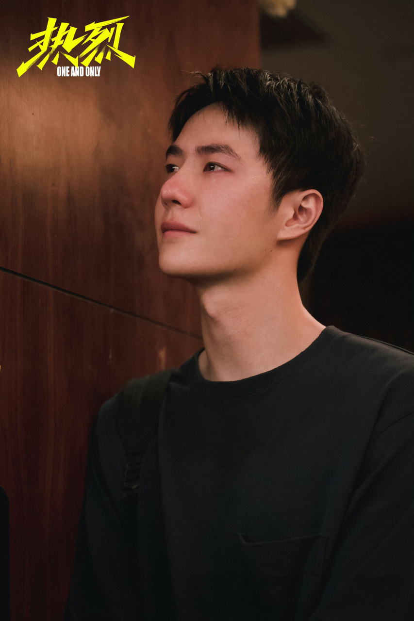 分享一组王一博陈烁花絮照!这情绪还是很饱满的!  #王一博