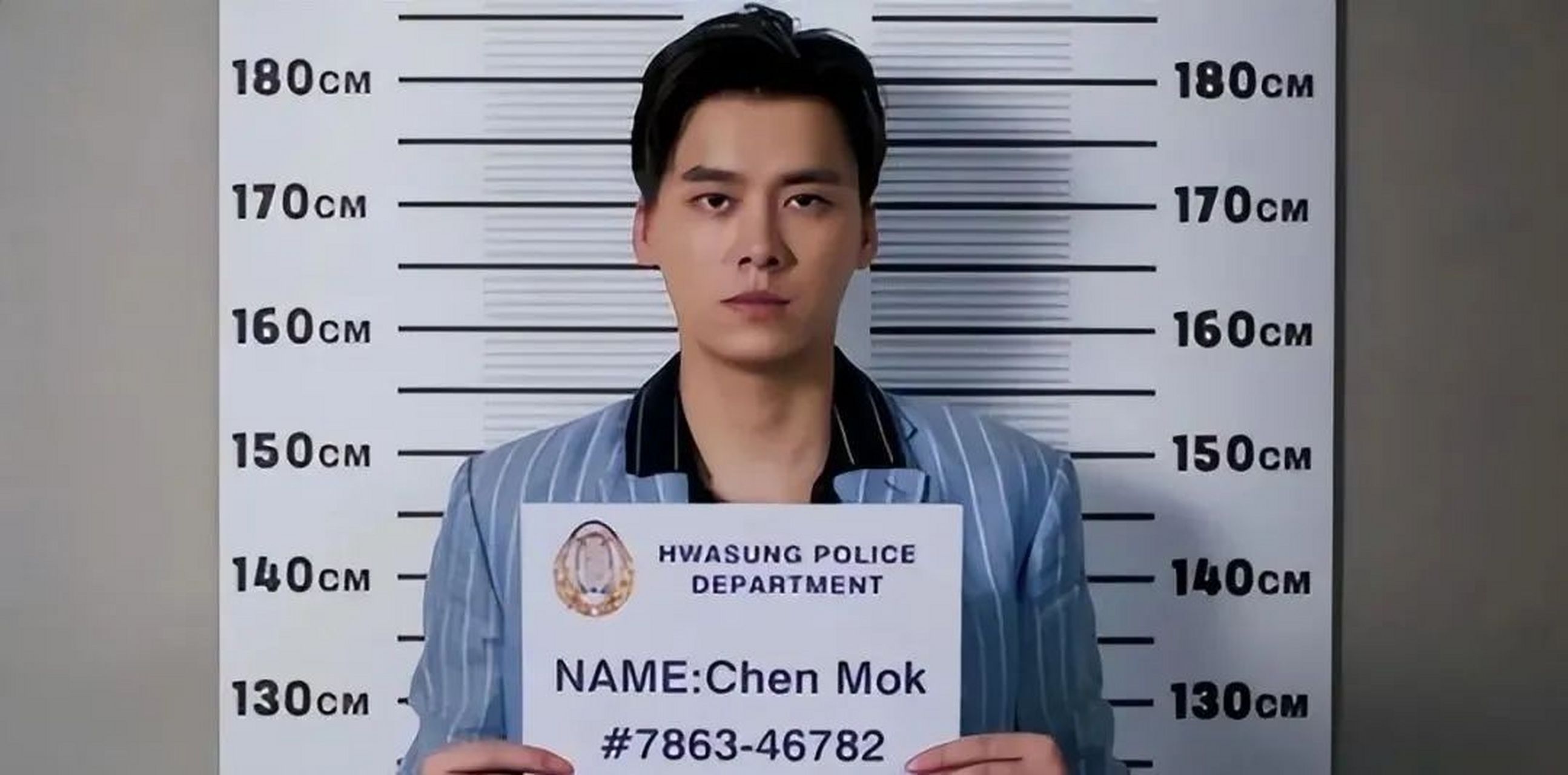 被央媒"点名批评"的明星之李易峰  要说去年娱乐圈最大规模的翻车,不