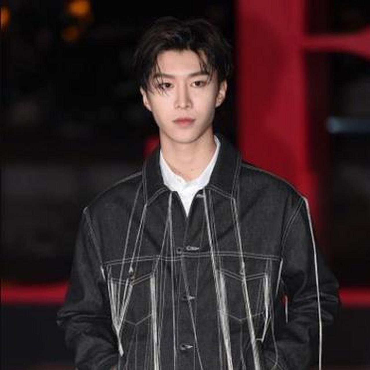 范丞丞,blackpink朴彩英在北京出席品牌高定大秀,活动结束后范丞丞晒