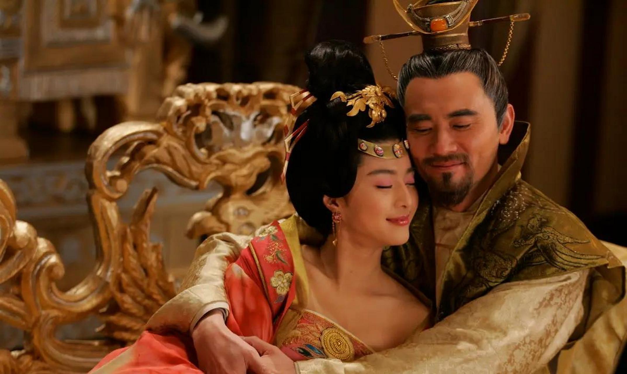 "杨贵妃与唐玄宗的爱情故事看上去很美,可如今把它改成古装版职场冒险