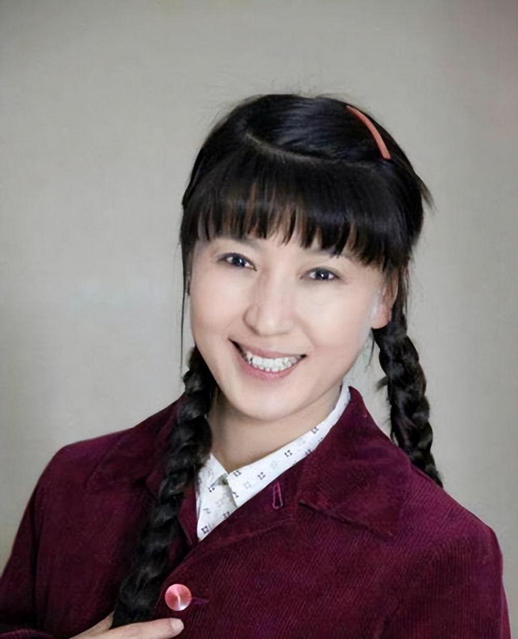 "国家一级演员"闫学晶:不顾家人反对嫁大10岁富商 你一个小姑娘,为啥