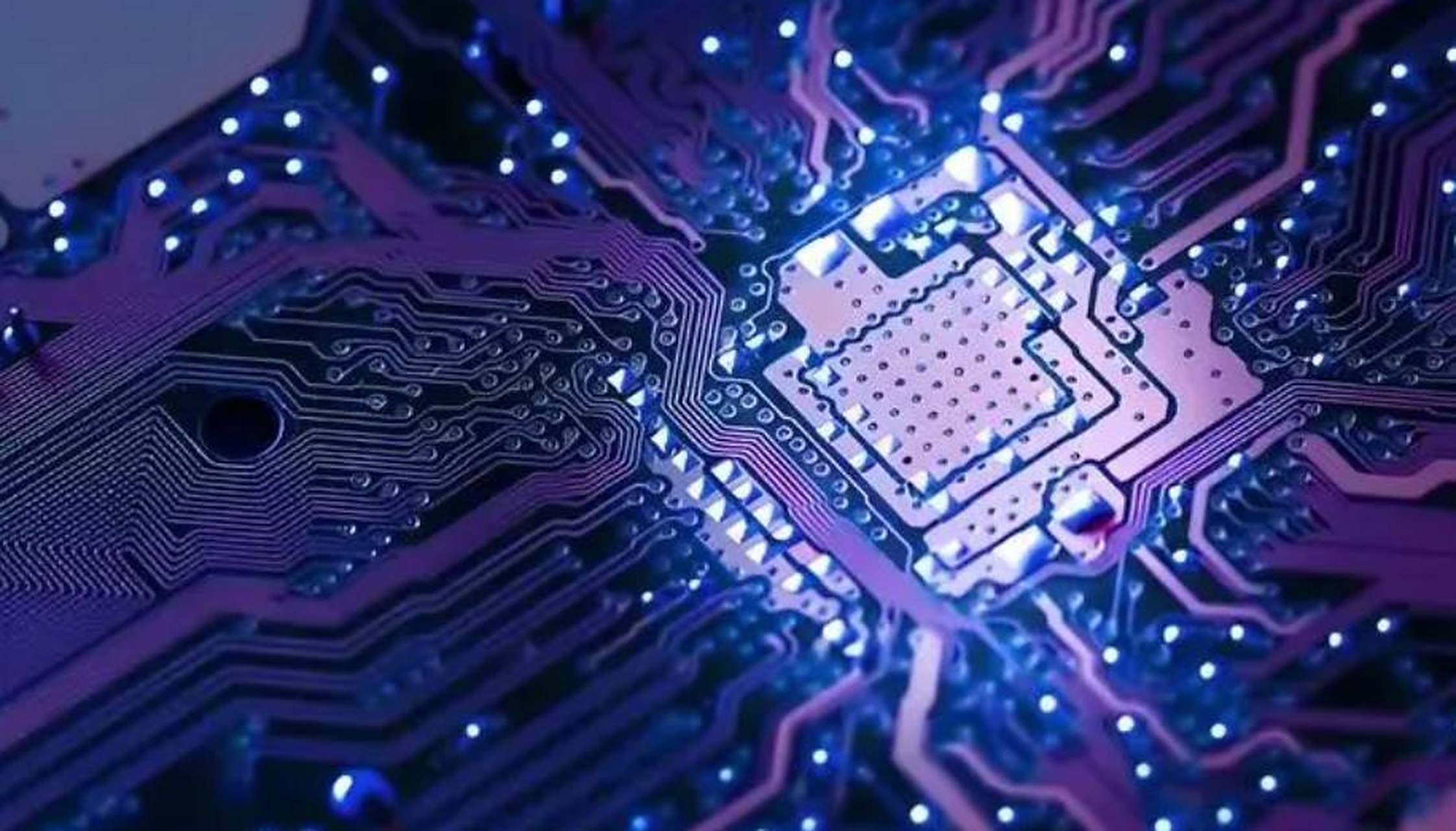 半导体量子点发光材料和器件  一,前言: 半导体量子点 (qd) 是半导体