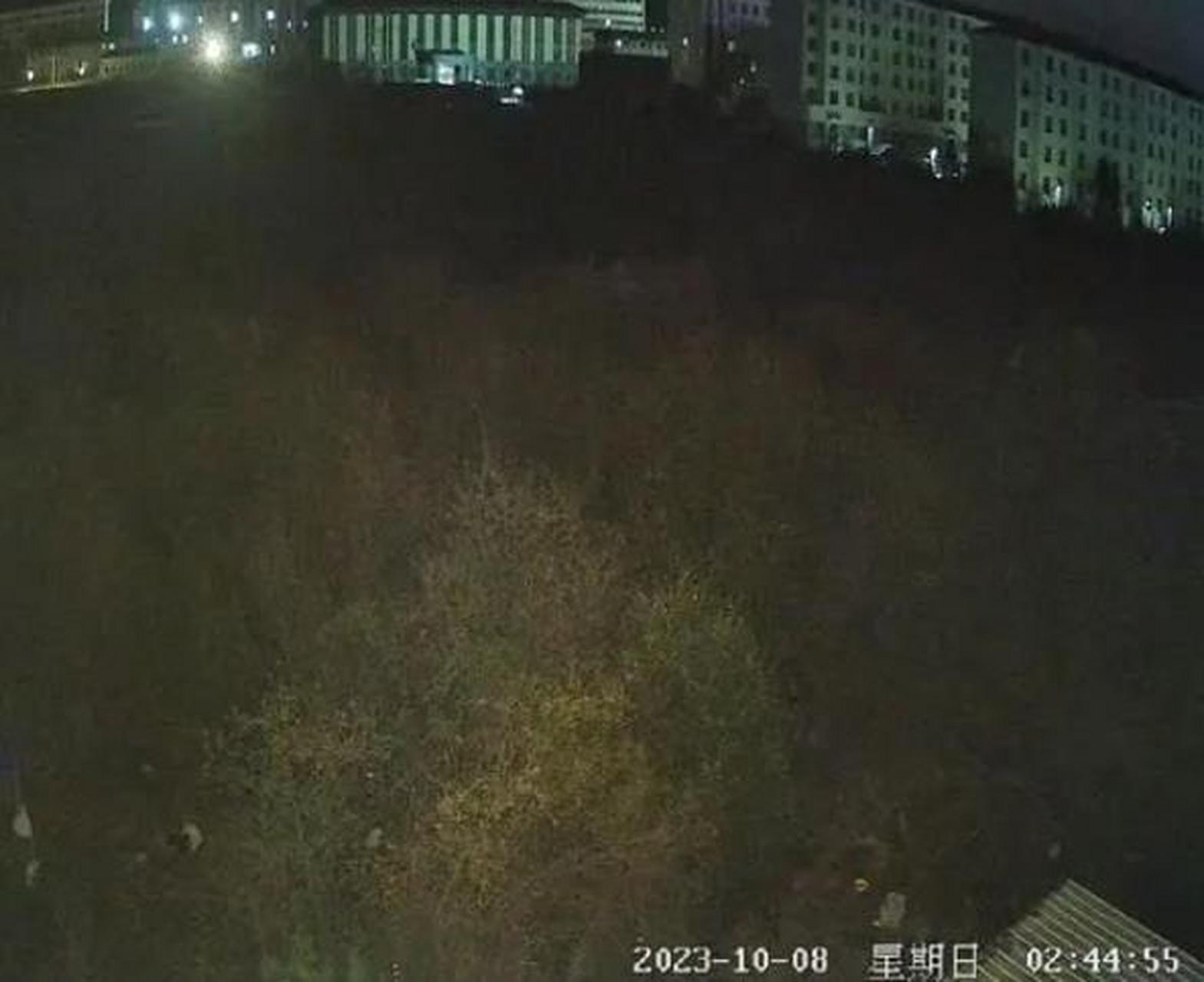 青海一地现不明飞行物,夜空亮如白昼!