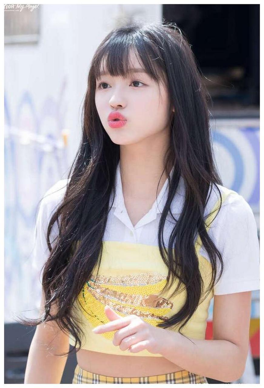 最美韩星刘是我:长相清纯,穿衣甜美,少女范穿搭就看她