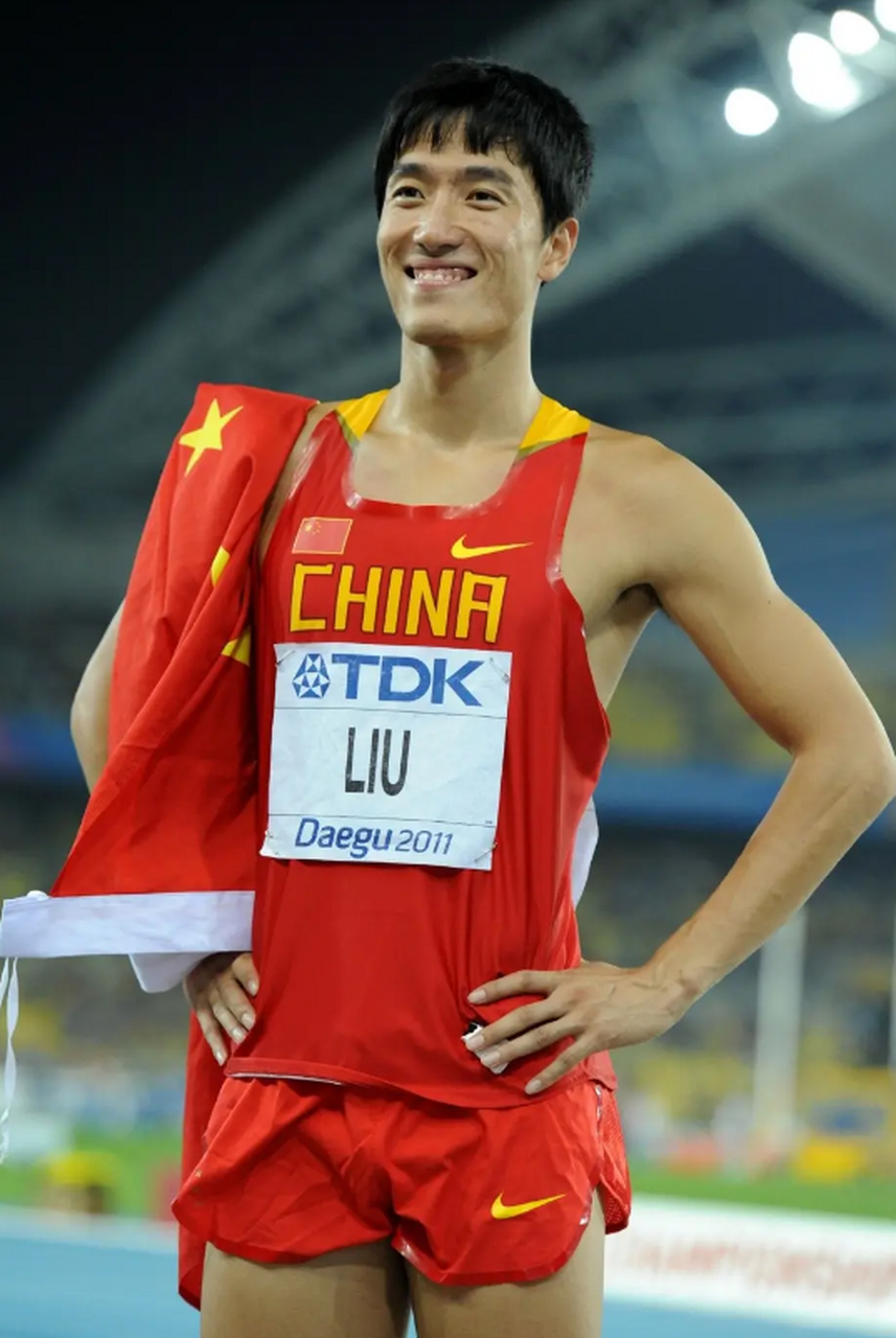 刘翔 #奥运冠军 #体育精神永不言败 刘翔,2004年雅典奥运会创造奇迹