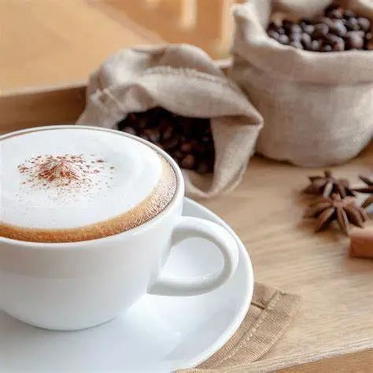 早上一杯咖啡提神,开启新一天的打工生活.