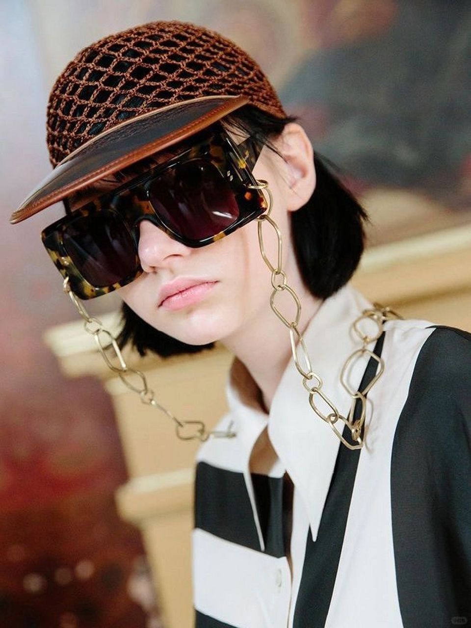 清冷"厌世脸"超模sofia steinberg  2003年出生的俄罗斯超模sofia