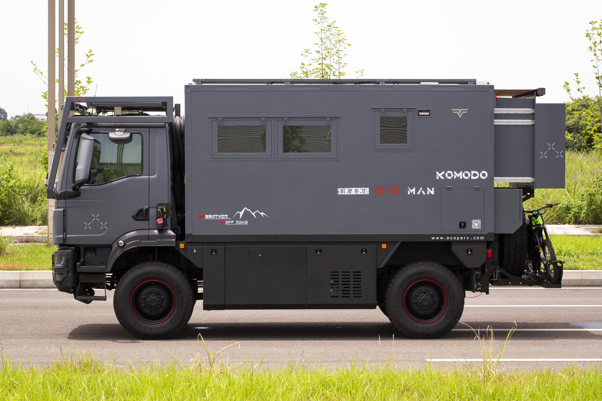 越野新贵 纵横疆野 科摩多龙·德国man4x4越野房车 六米以内,千里之外