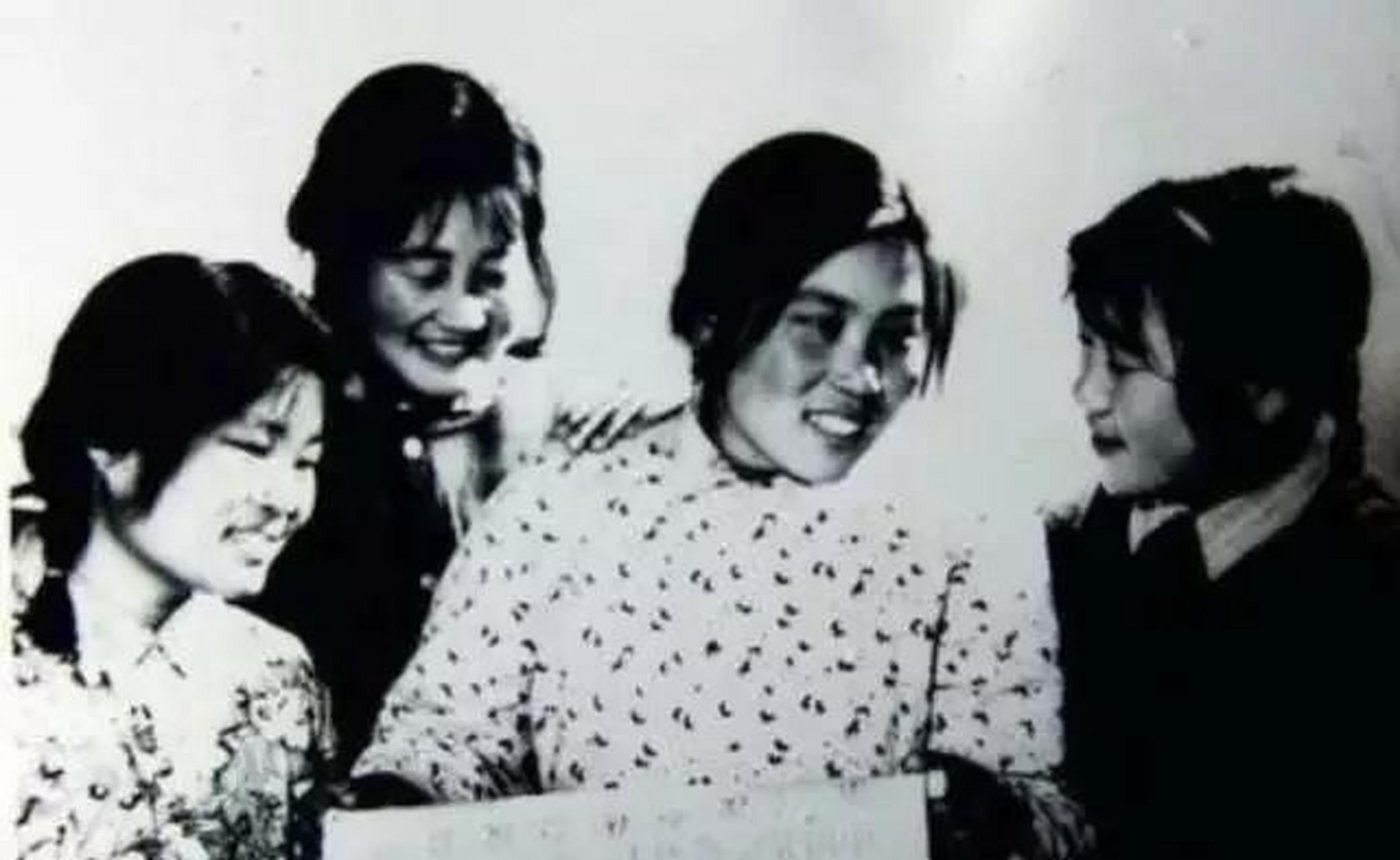 领动计划 1977年,21岁的农村女孩魏振芳在田里干活时,无意中捡到了