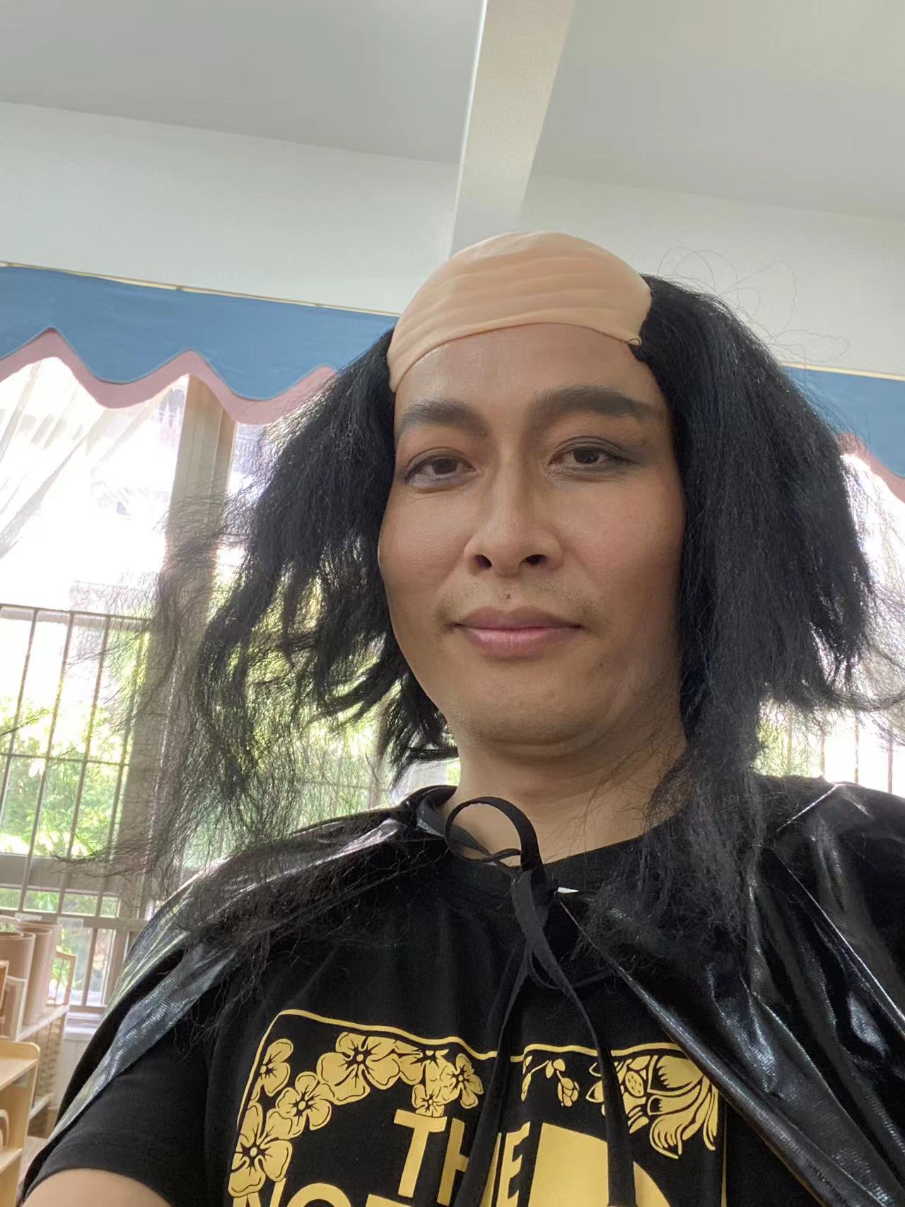 儿子幼儿园举办庆六一文娱活动,受其班主任邀请,我在