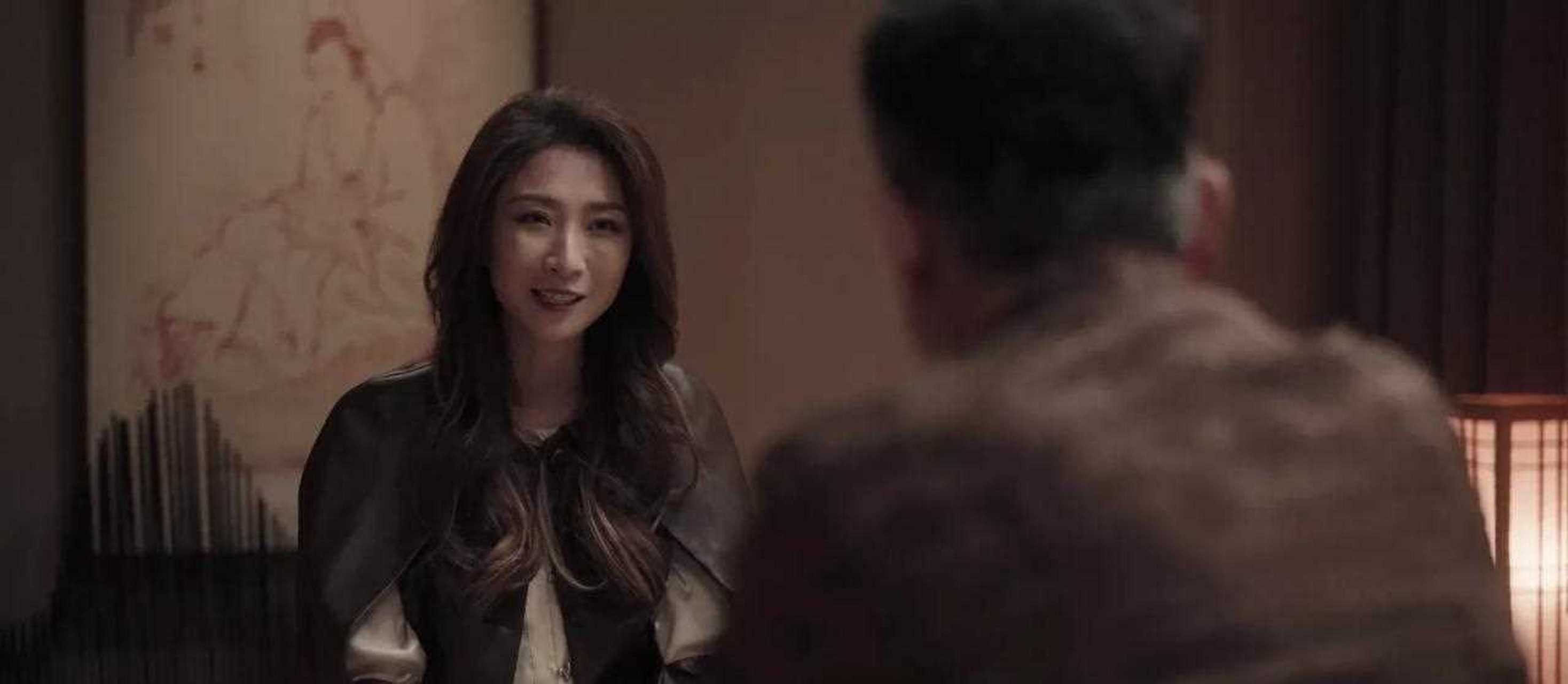 如果郑毅红当年没有被高明远领养的话,可能她会生活