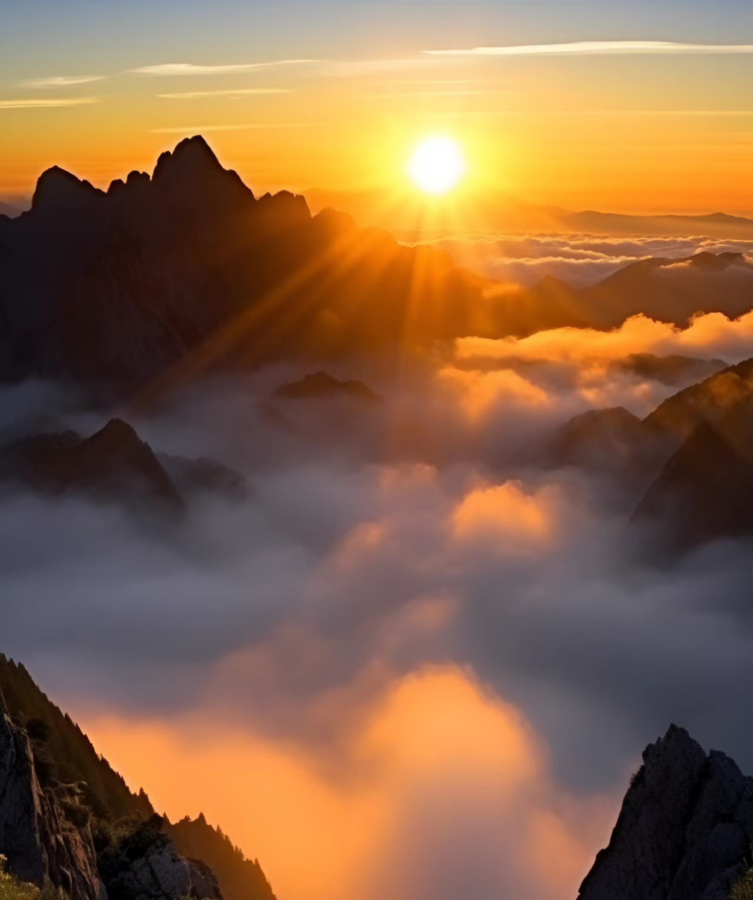 红日一轮出远际,霞光万丈照神州. 676767