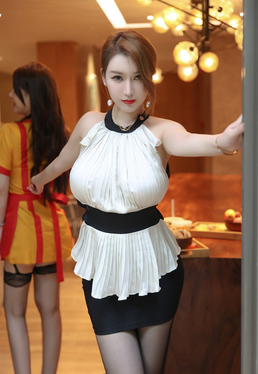 成熟美女尤妮丝包臀短裙私密合集