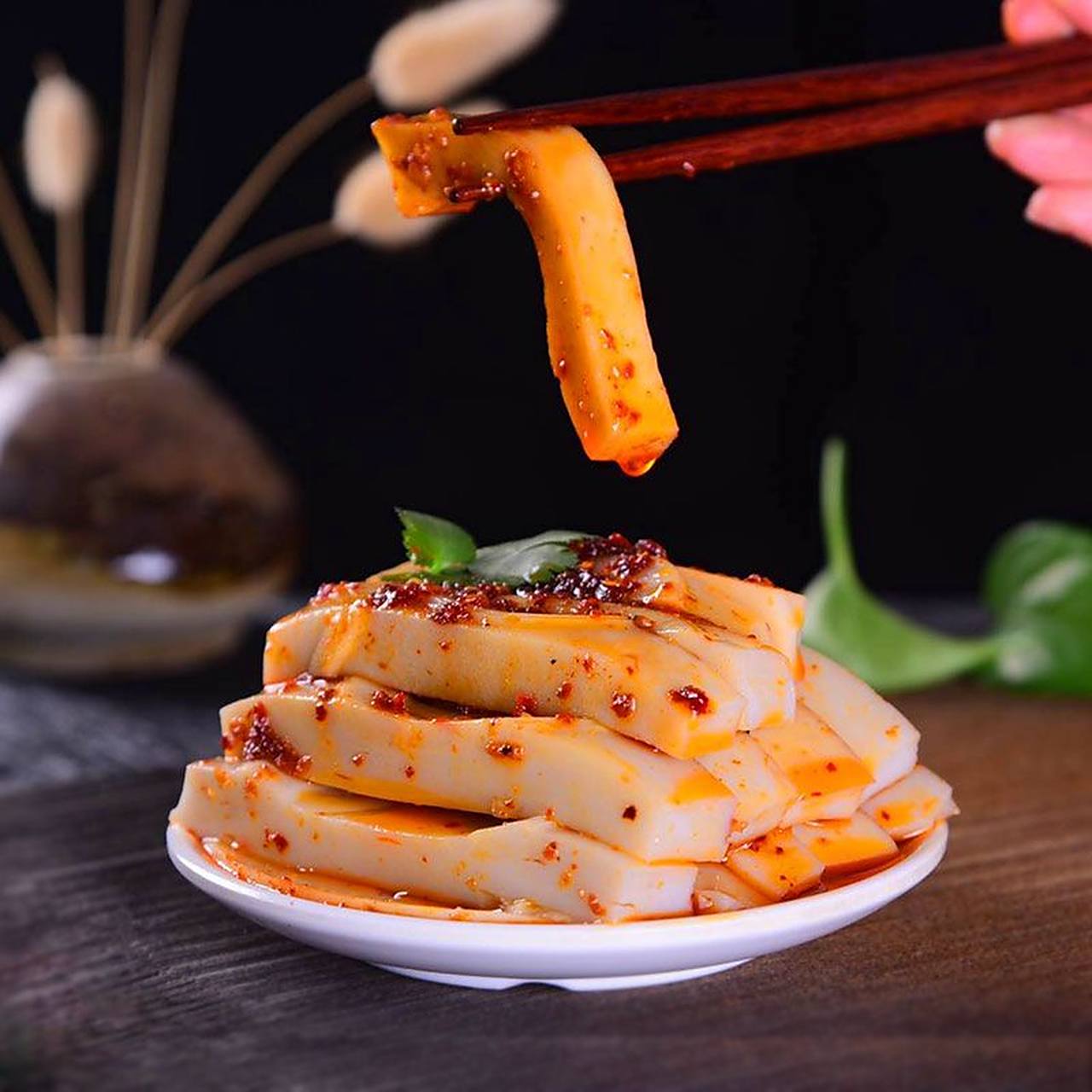 山西美食,柳林碗团,低脂荞面做的,酸辣酸辣,看着就想吃.