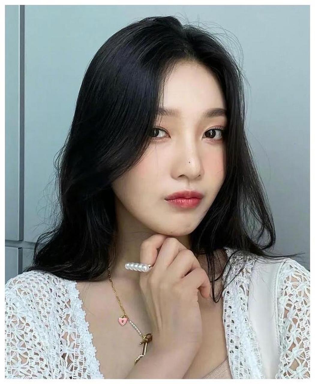 red velvet 朴秀荣美照,韩系穿搭简约大气,黑发yyds