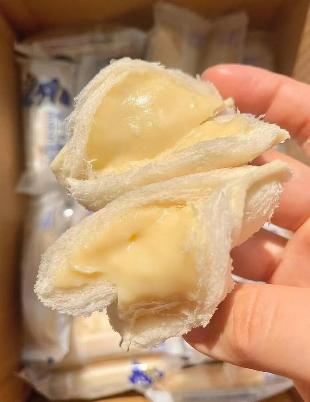 乳酸菌小口袋面包  一口爆浆,浓郁乳酸菌  夹心独立袋装,方便携带