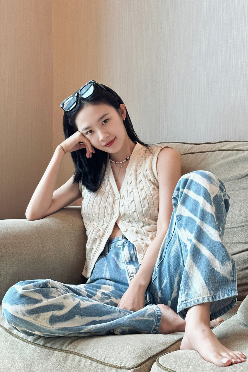 什么样的外貌能够被称为"初恋脸"? 卢洋洋,很耐看,韩系