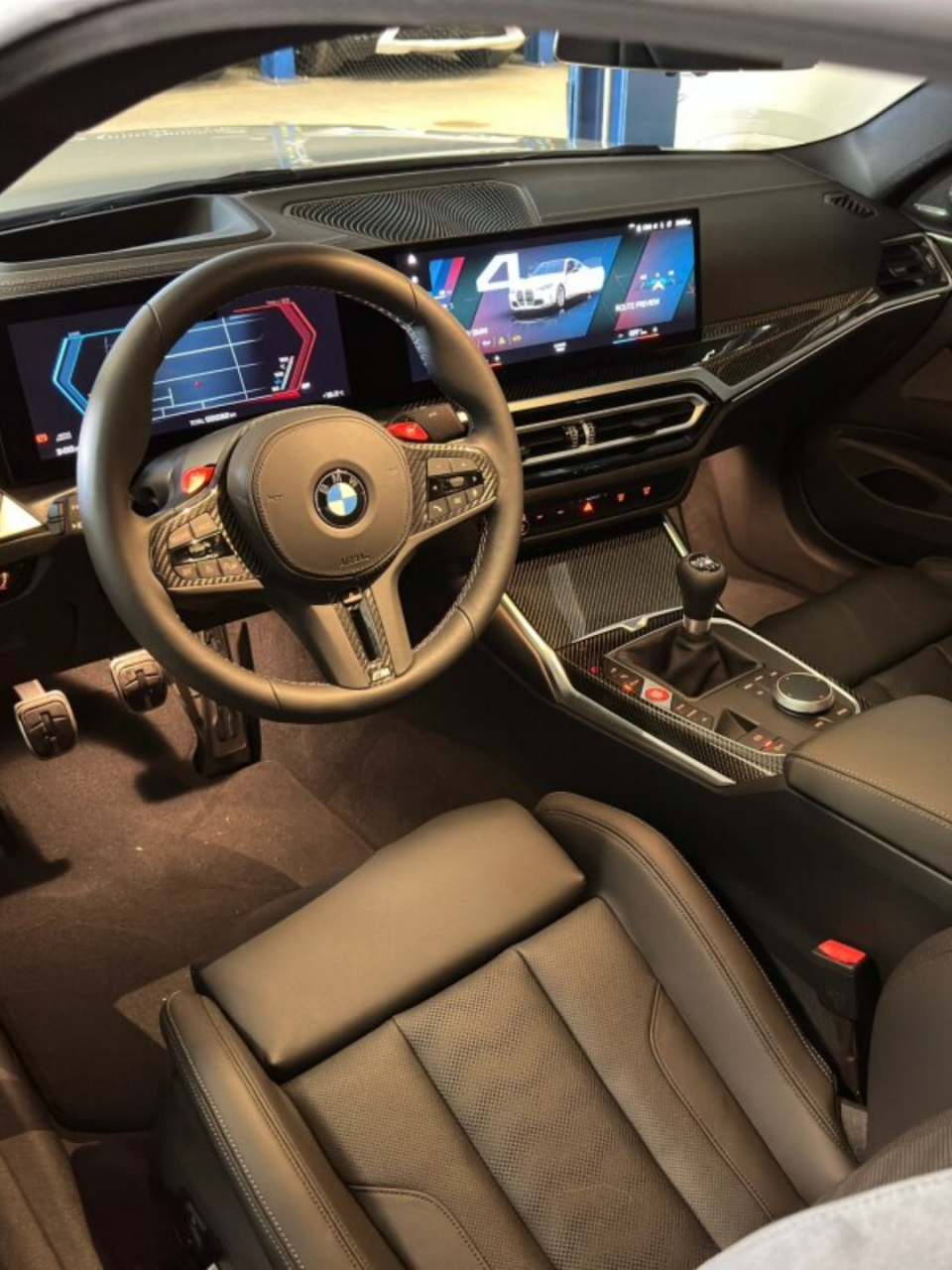 手动挡宝马g82  让我们一起来欣赏这款备受瞩目的车型——2024款宝马