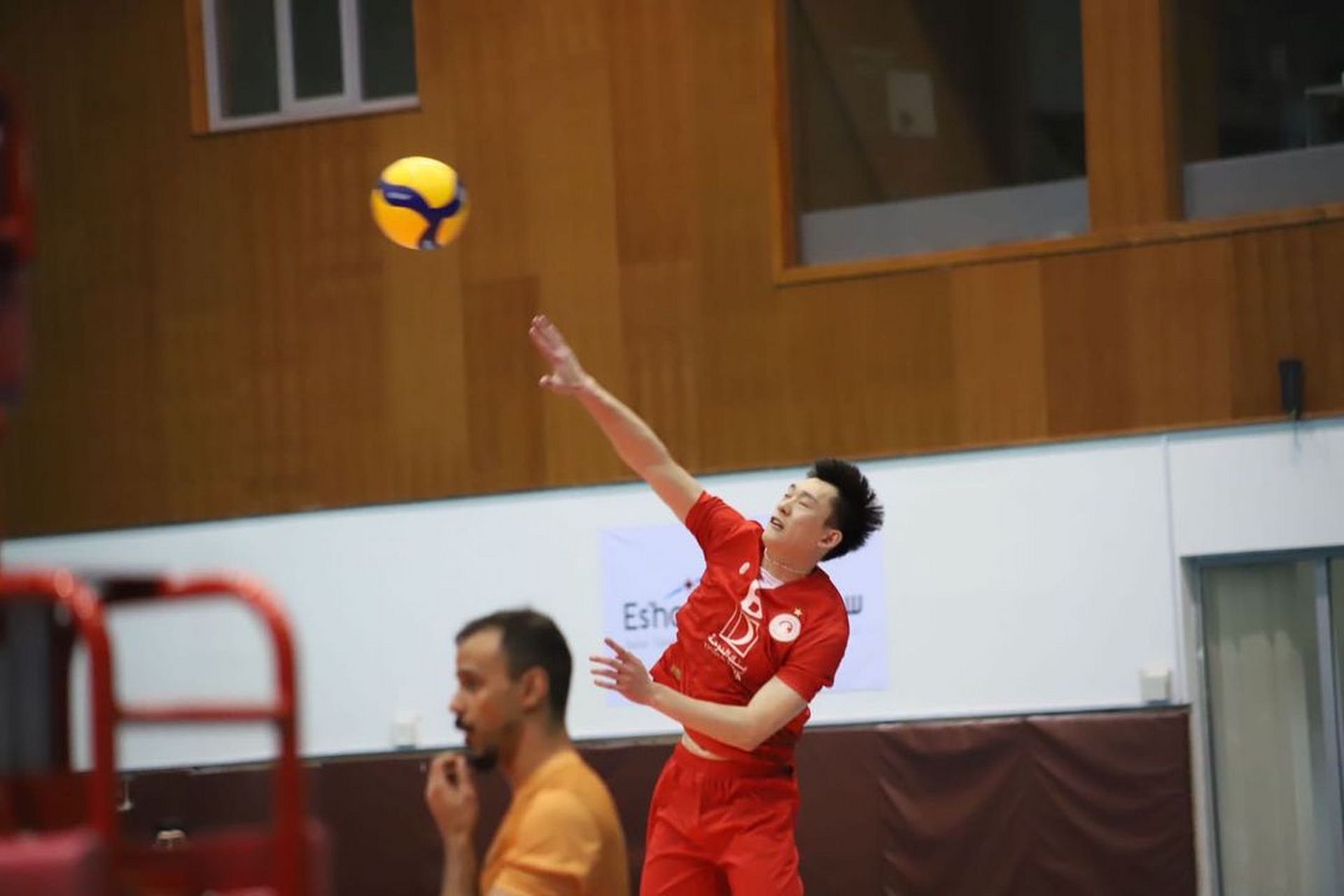 【俞元泰卡塔尔联赛掠影】  中国男排国手俞元泰  在排超联赛结束之后