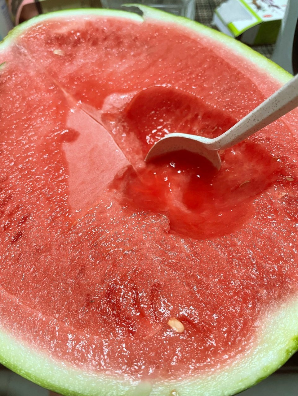 产品名称:西双版纳冰糖西瓜 沙甜可口 瓜味正 5斤 当季现摘 一个(5斤