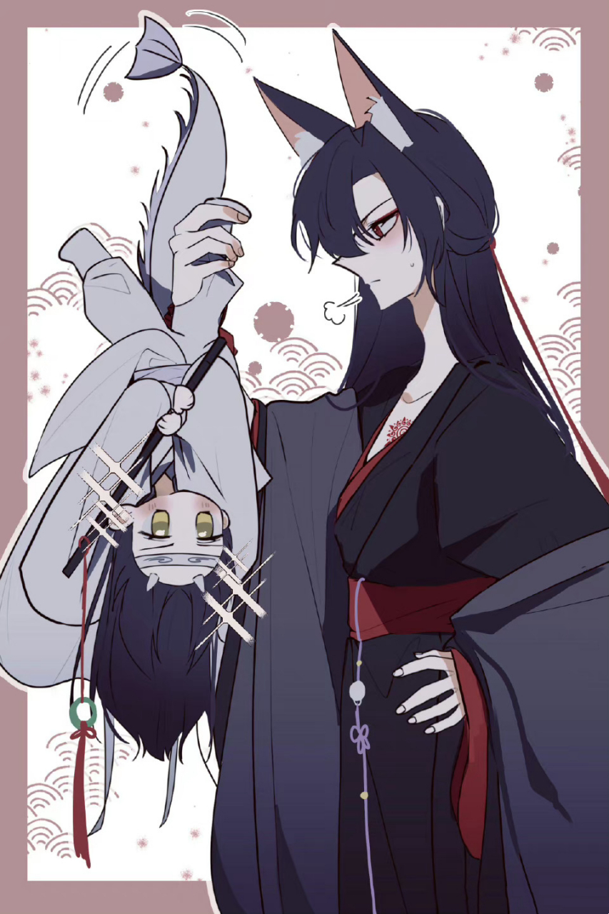 被小狐羡抓住的小龙叽,的小龙叽满脸写着不高兴