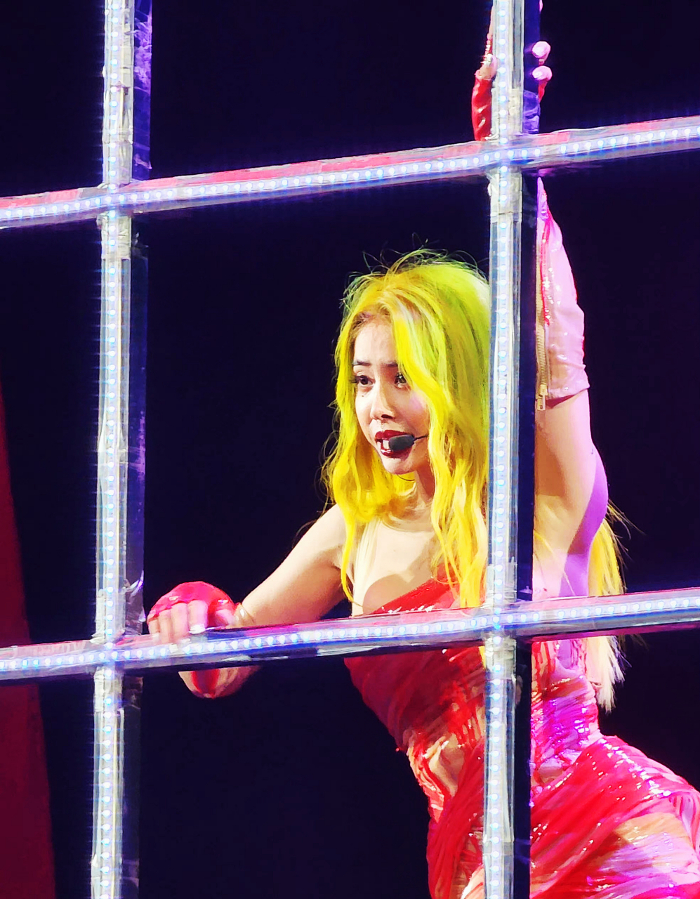 水果姐大赞蔡依林造型# 水果姐对蔡依林演唱会的惊艳着装,也是醇佑