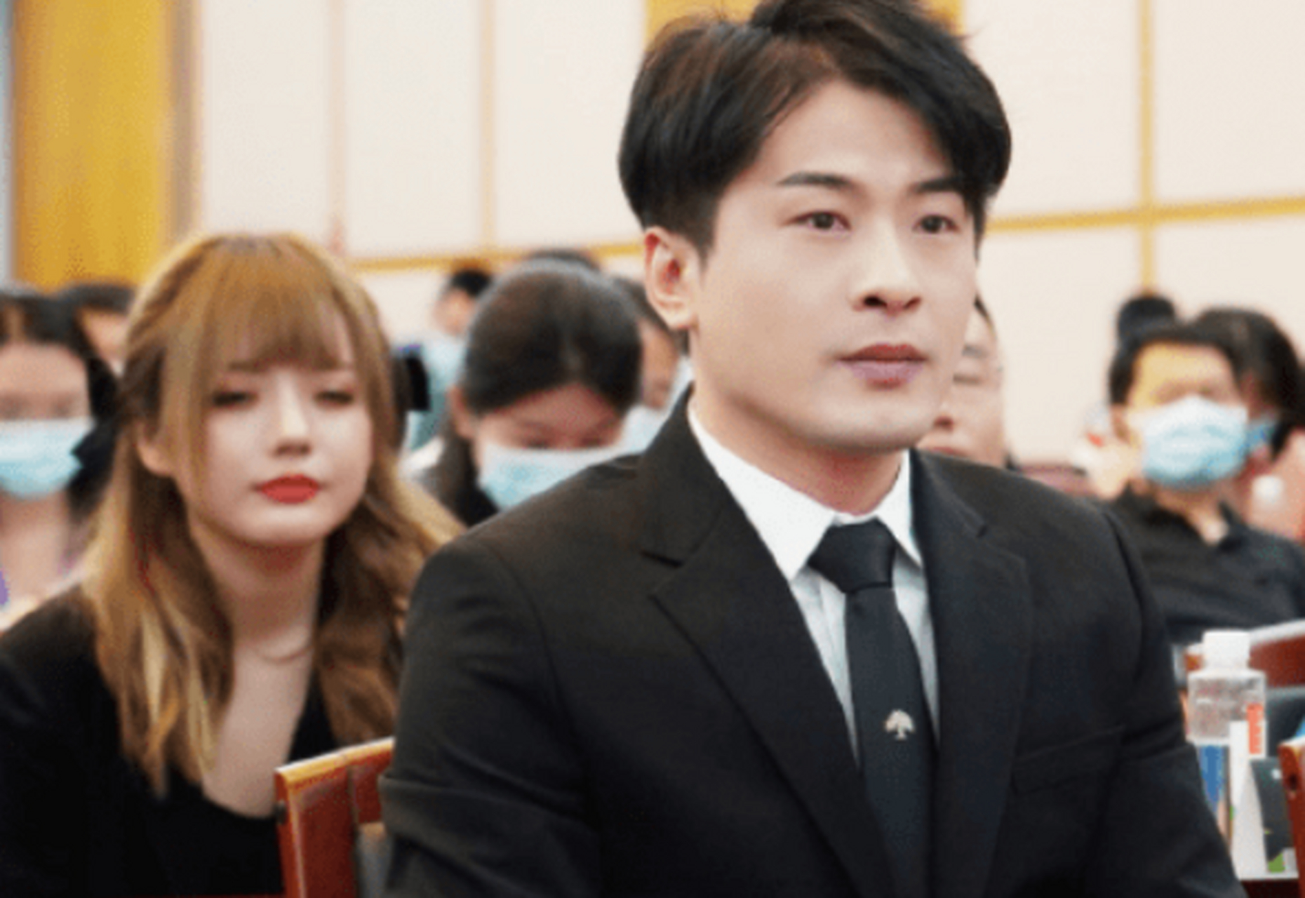 网红辛巴宣布复出后,粉丝猛涨突破8千万,带货一哥再次证明实力