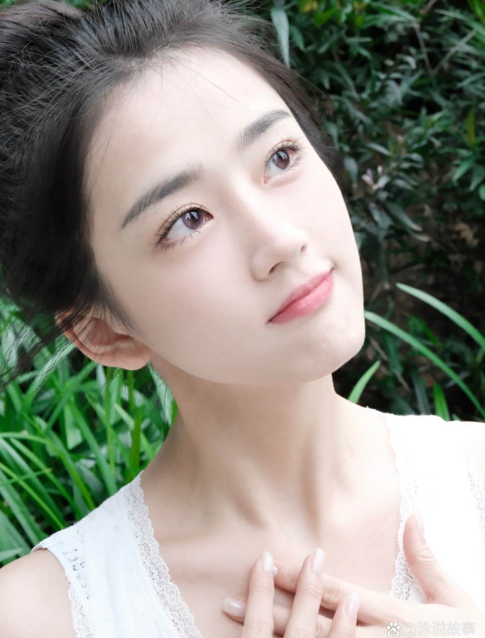 苏颜写真,最重要的是清纯真实,这么可爱的女孩,让人心都沉醉了![悠闲]