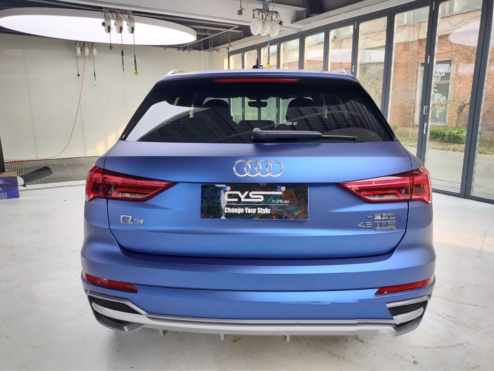 奥迪q3改色7015一眼万年"施工完毕 初次见到这个颜色就留下深深的