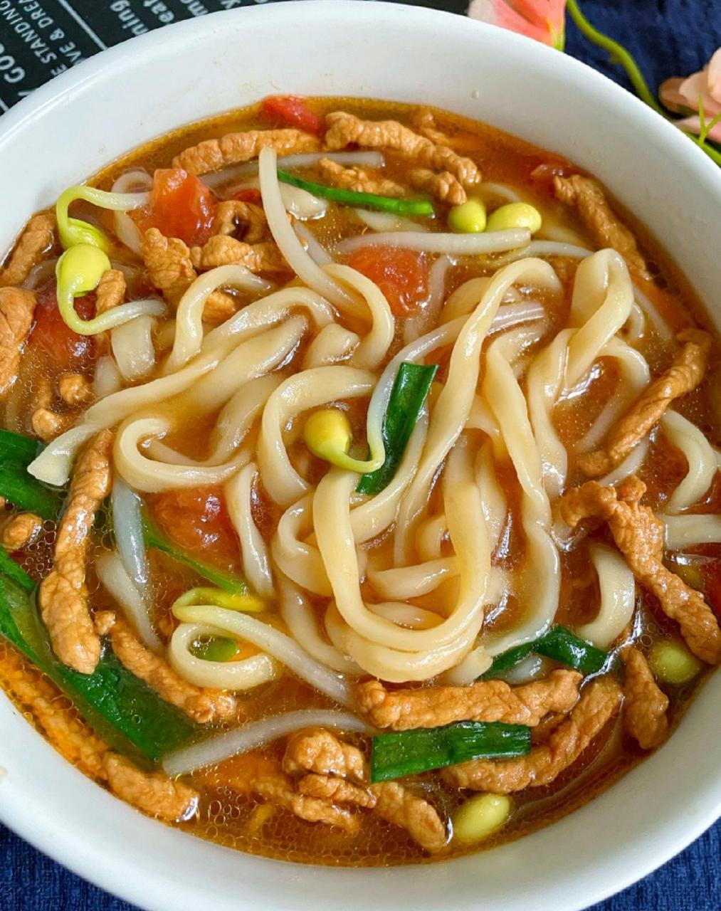 面条?每天不重样豆芽肉丝面面条的花式做法炝锅面  #奇趣美食嘉年华