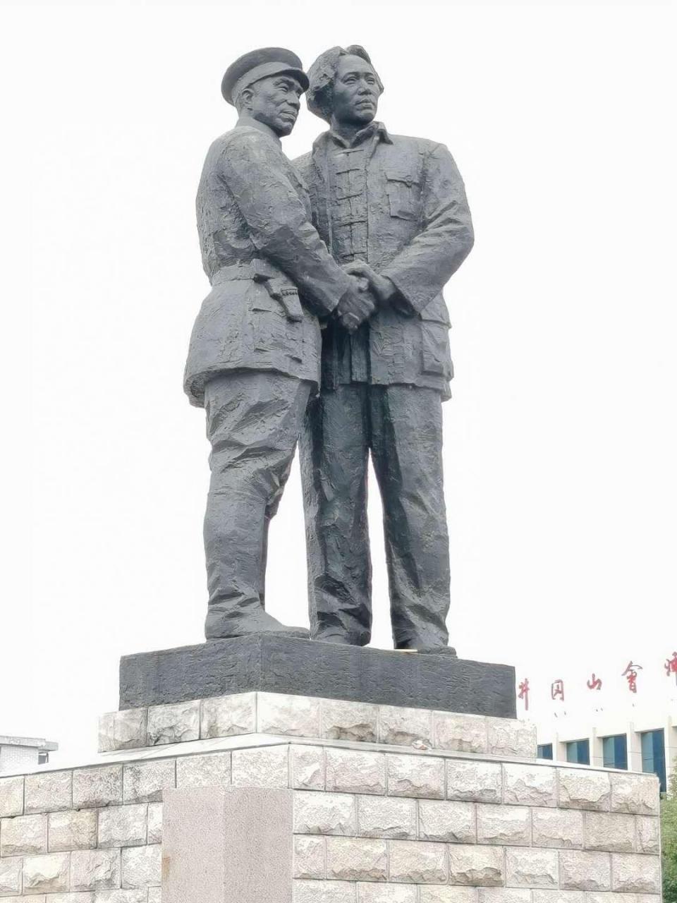 井岗山会师后,为何叫朱毛红军,而不是毛朱红军?