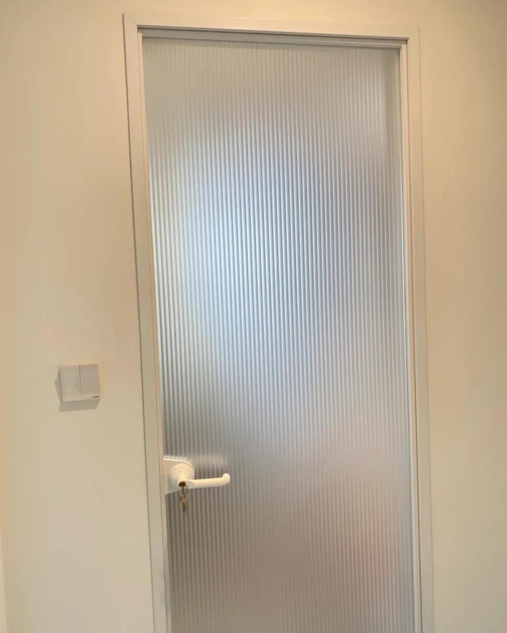 全网爆火的长虹玻璃门,谁跟风谁踩坑 超白玻,极窄边框,双层玻璃,贴磨