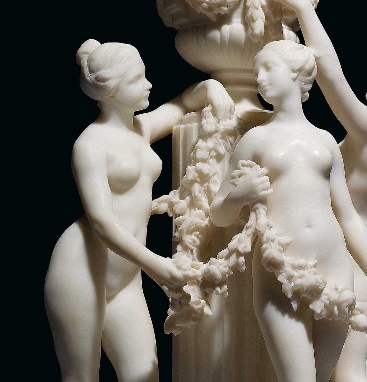 洛可可风格表现了更轻巧,更优美,更精致的元素.