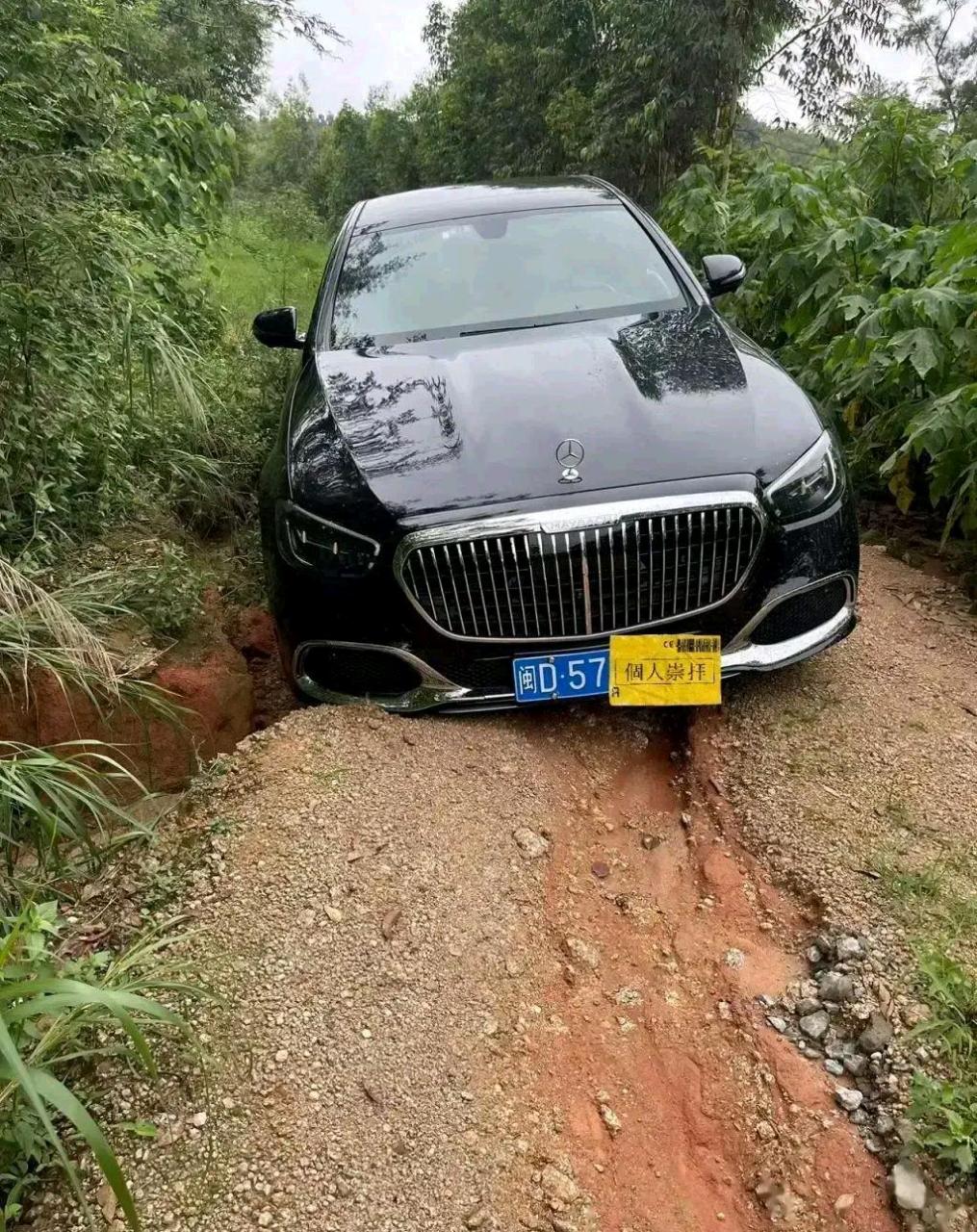 我把车借给了朋友,说要回老家.我从没想过会是这样[流泪]