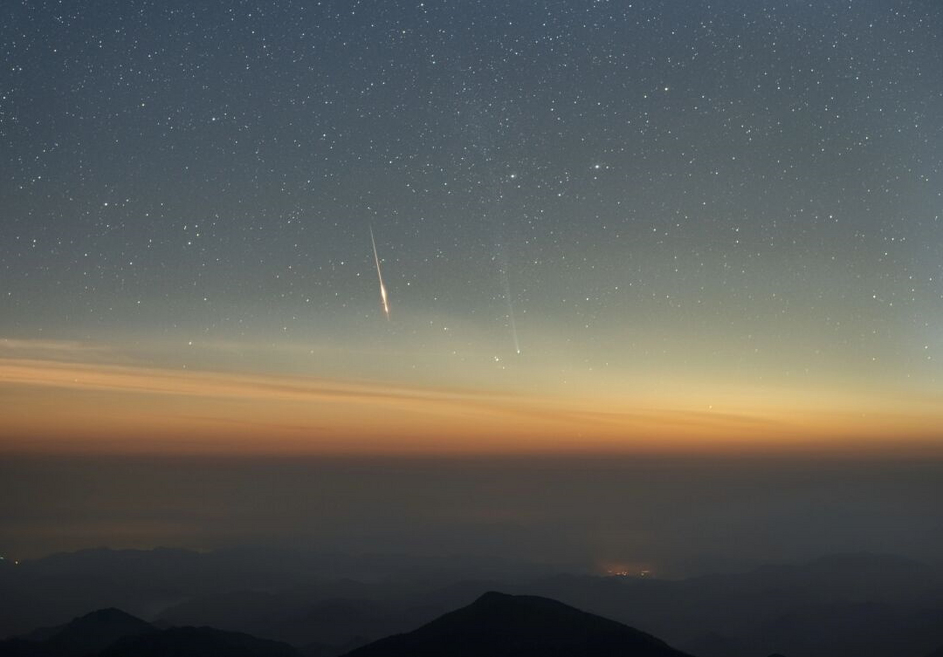 彗星和流星资料图片