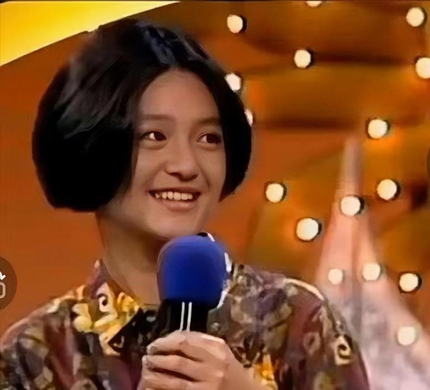 为此,她下了不少功夫,美白丸,美白针,抗凝剂!大s疯了!