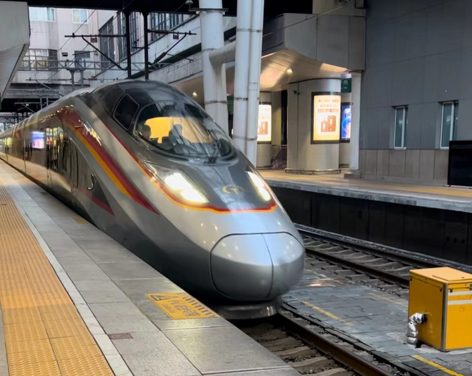 突发设备故障,京广高铁多趟列车晚点运行!