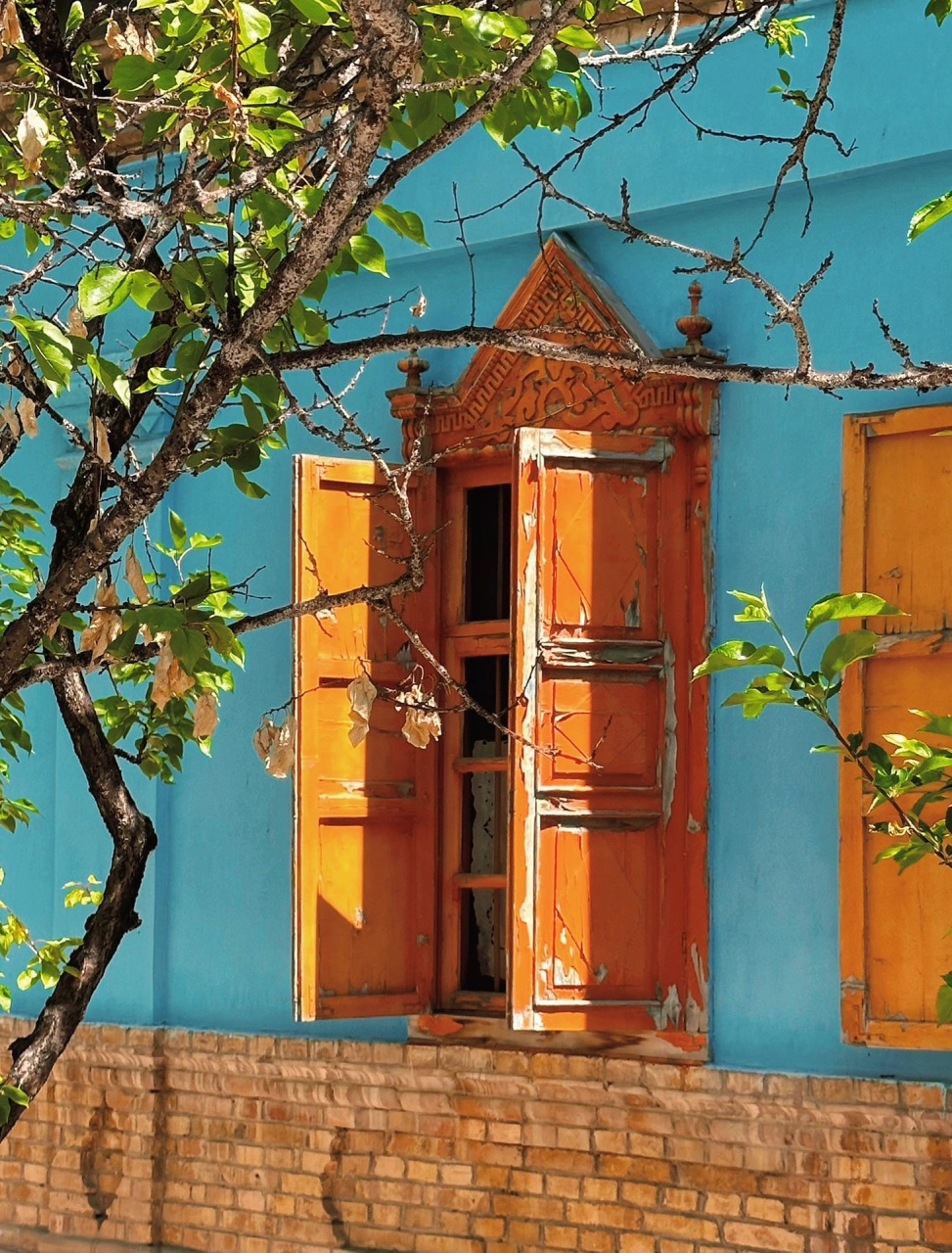 新疆人均色彩运用大师吧? #品质生活家# #建筑设计# #新疆