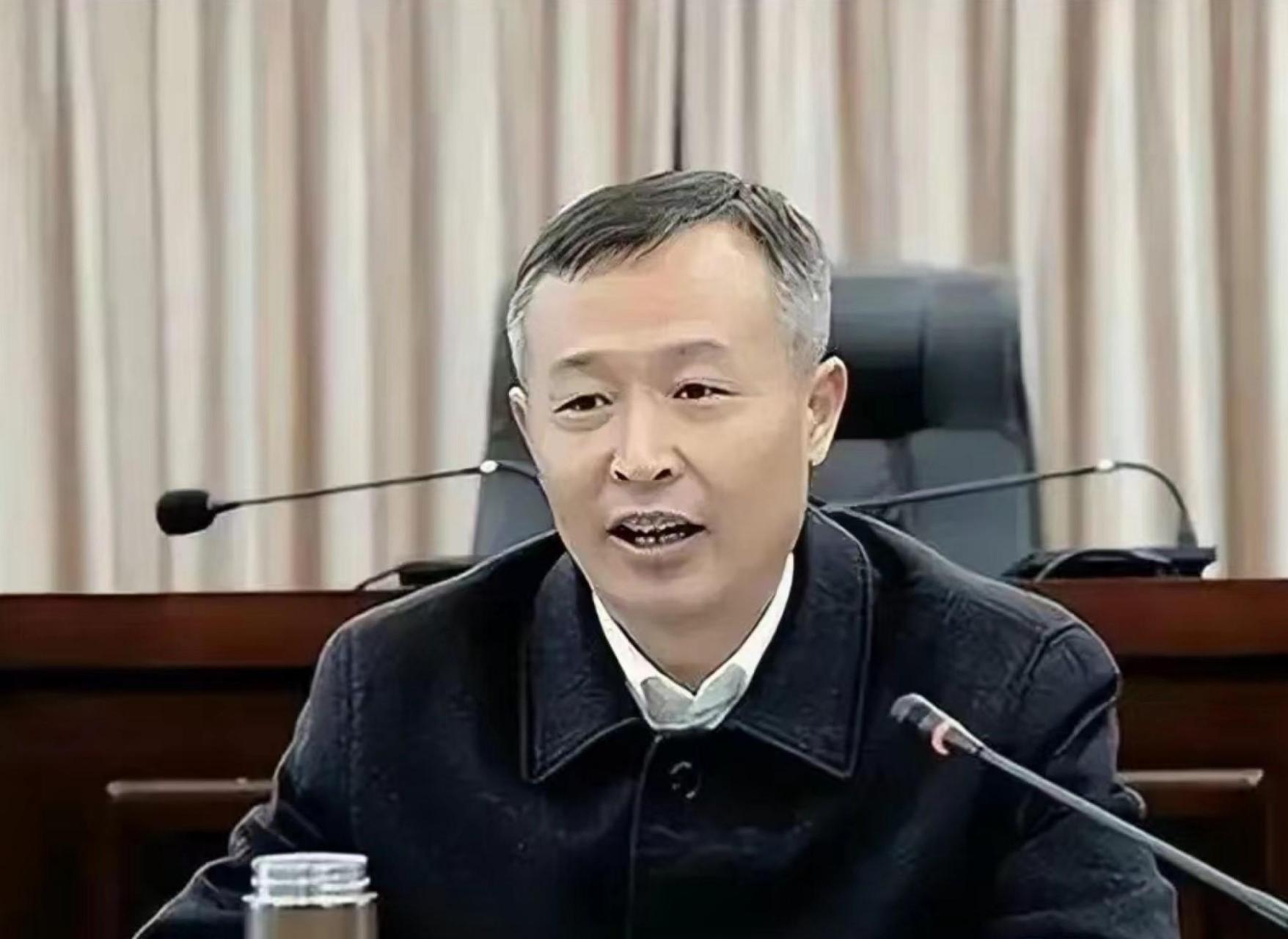 六安市霍邱县有一位叫刘胜的男人,他有个远房表妹梁某长得热别漂亮