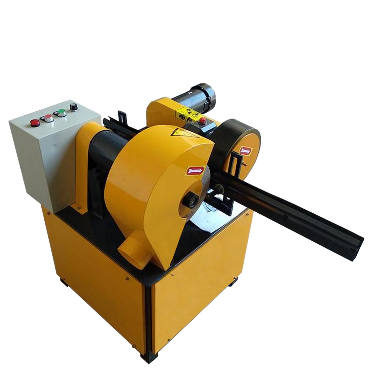 圆棒砂光机机是通过旋转,进行砂光和抛光材料,并且通过调节螺栓来调整