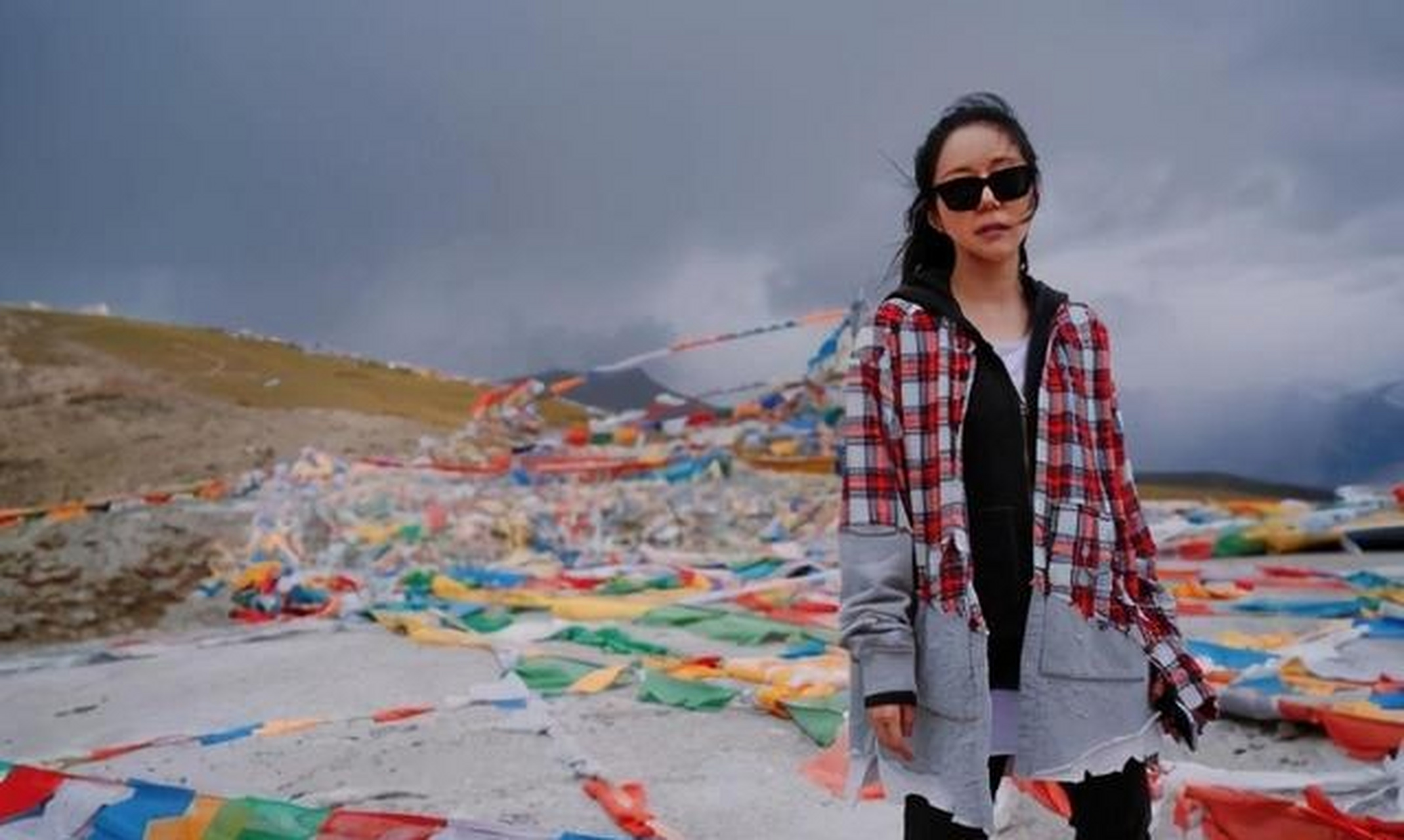 "landy,jolin,vivian",这三个单词看上去没什么不同,但却暗指周杰伦的