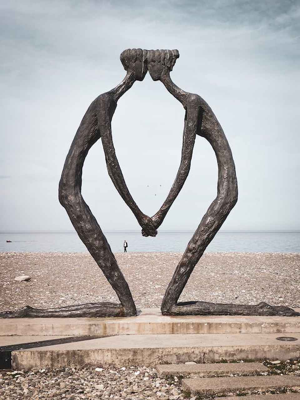 世界著名雕塑之海边雕塑#雕塑# #海边拍照