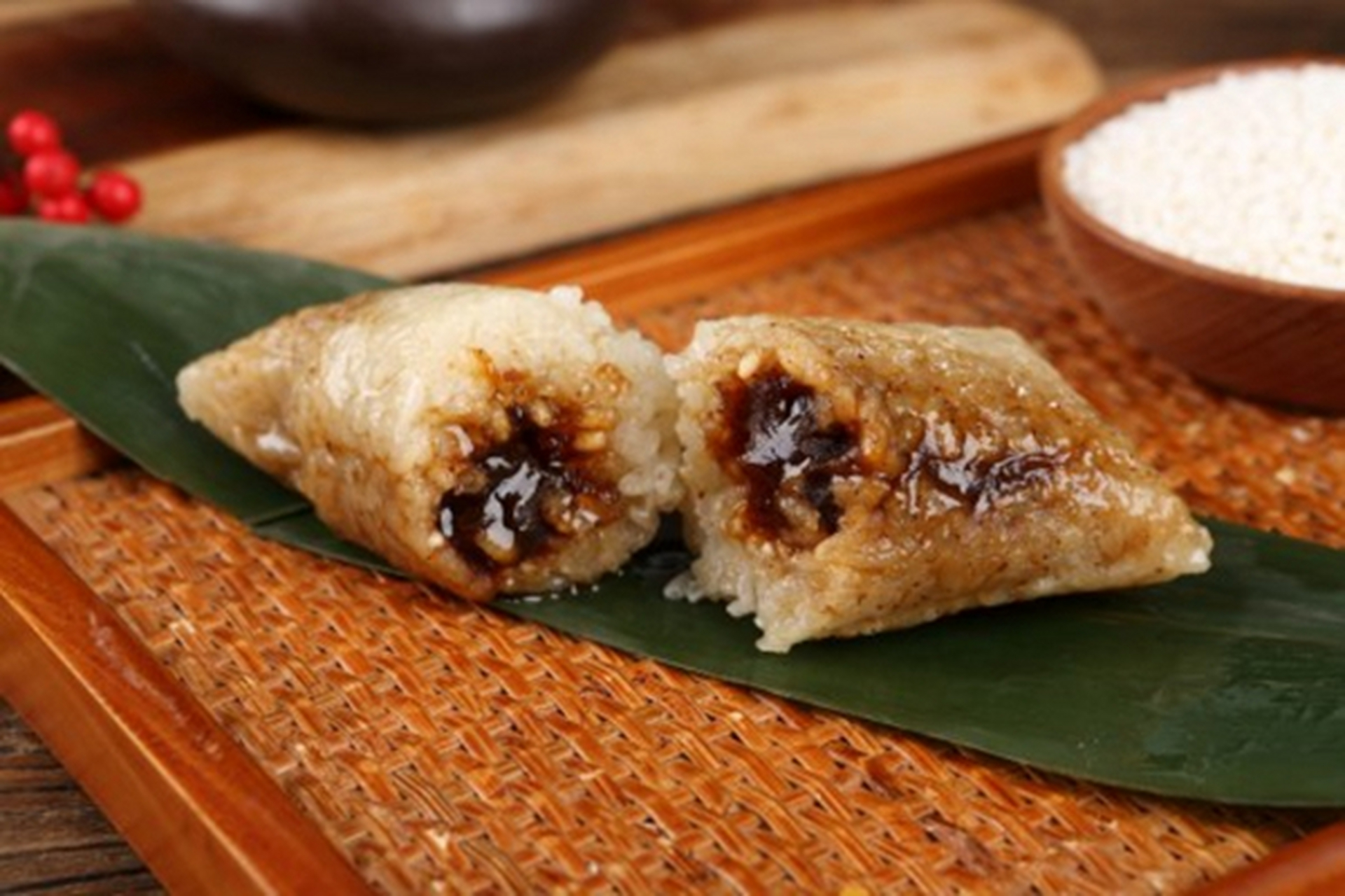 湖州市十大小吃排行榜:你吃过几样 1,湖州大馄饨 2,震远同酥糖 3,诸